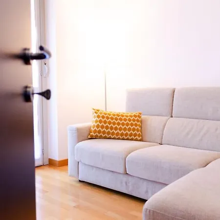 Apartment Sunshine By Happyhostorino